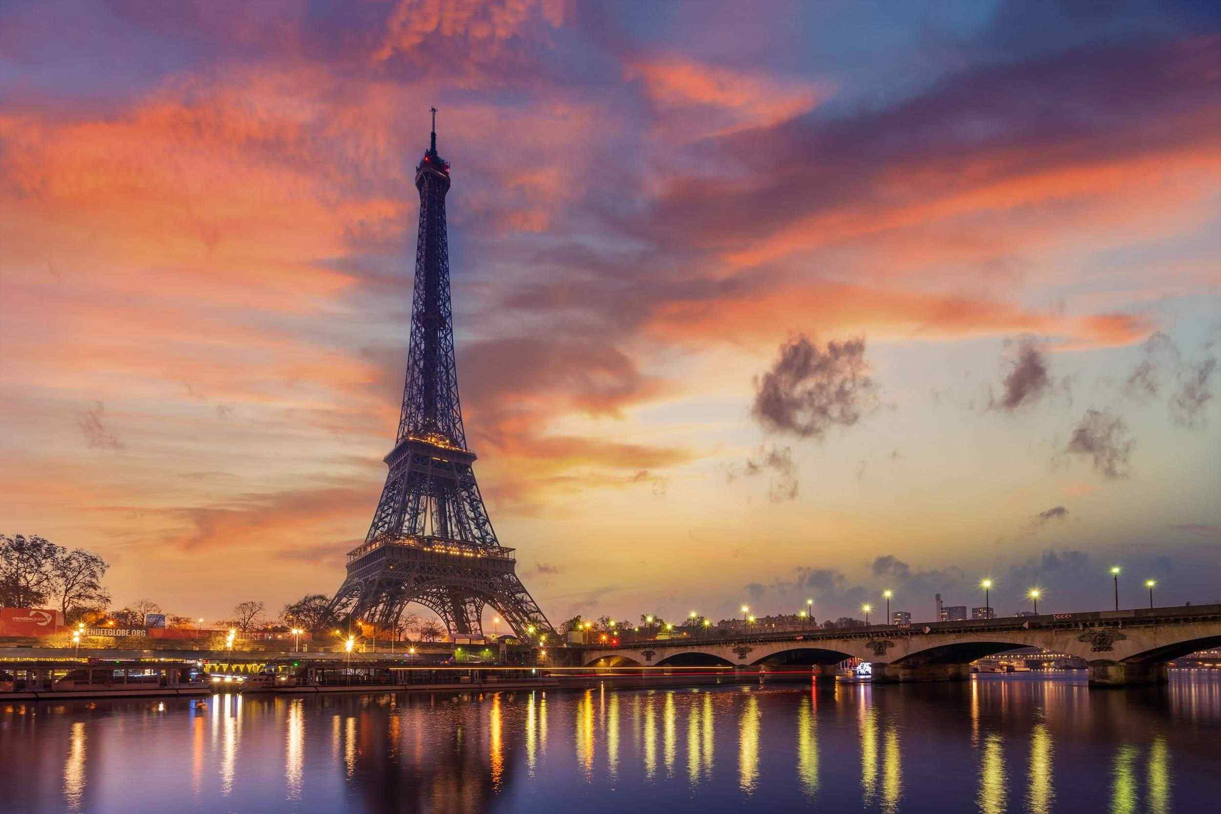 post_paris_04 post_paris_04