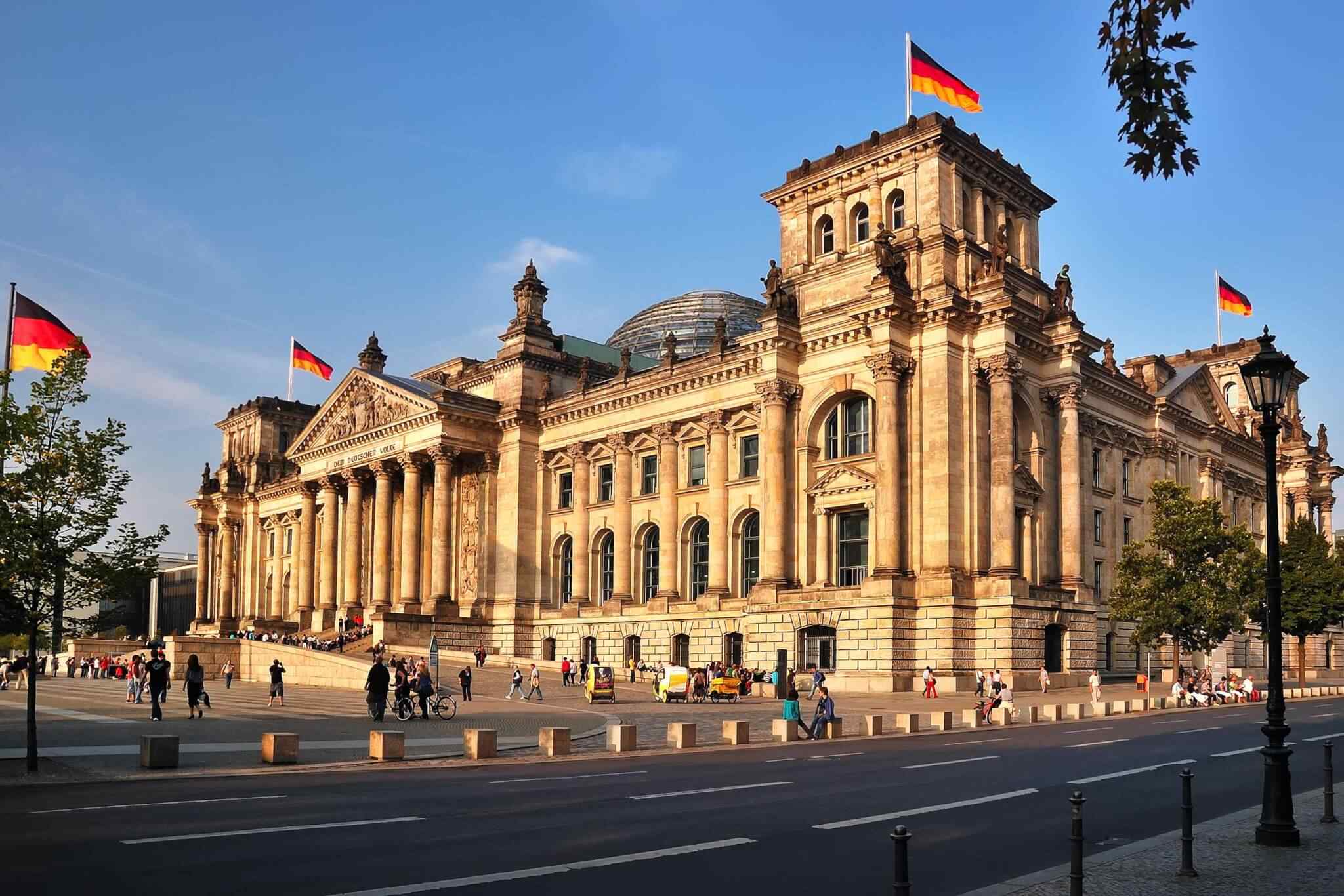 https://conchholidays.com/wp-content/uploads/2018/09/destination-berlin-01.jpg