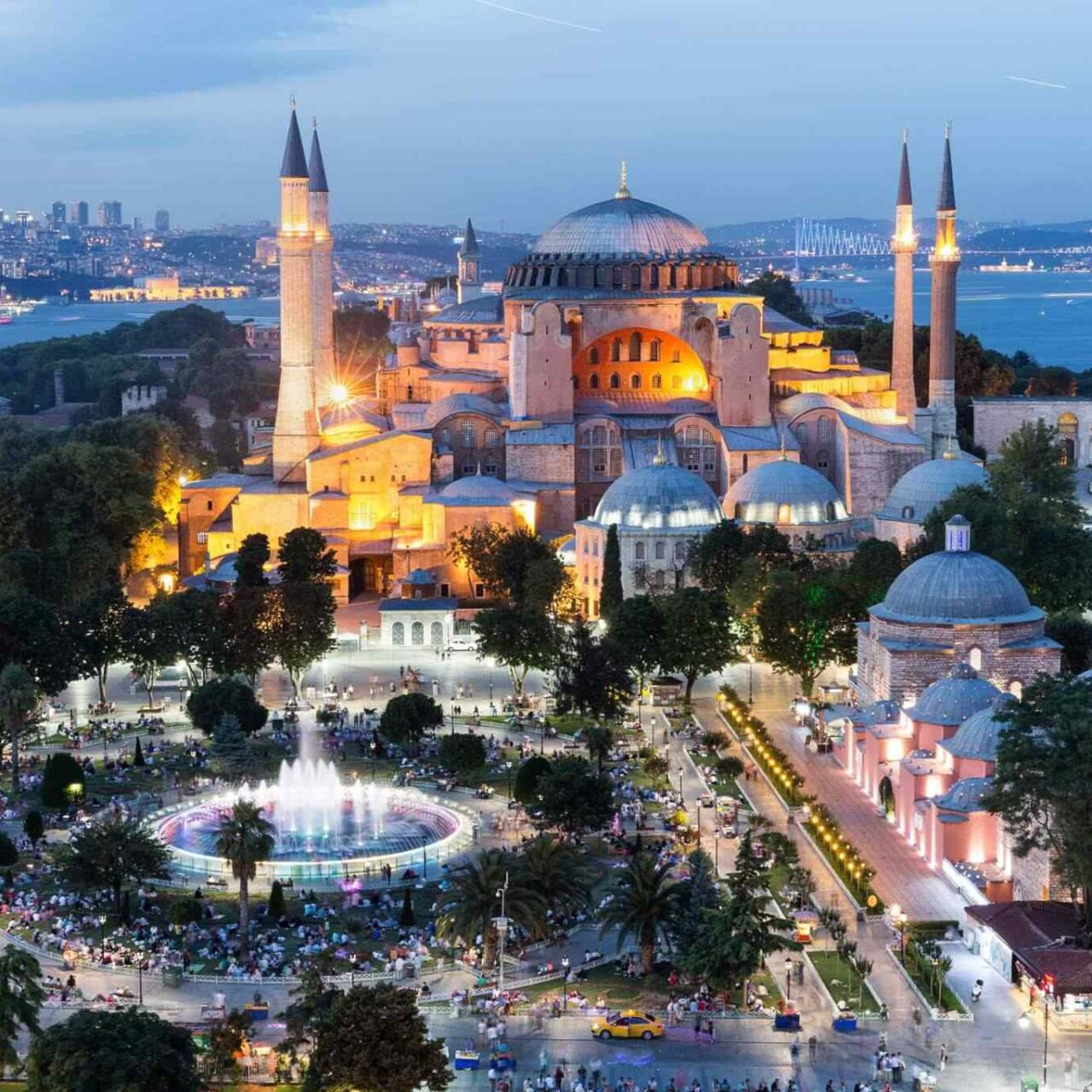 https://conchholidays.com/wp-content/uploads/2018/09/destination-istanbul-02-1280x1280.jpg
