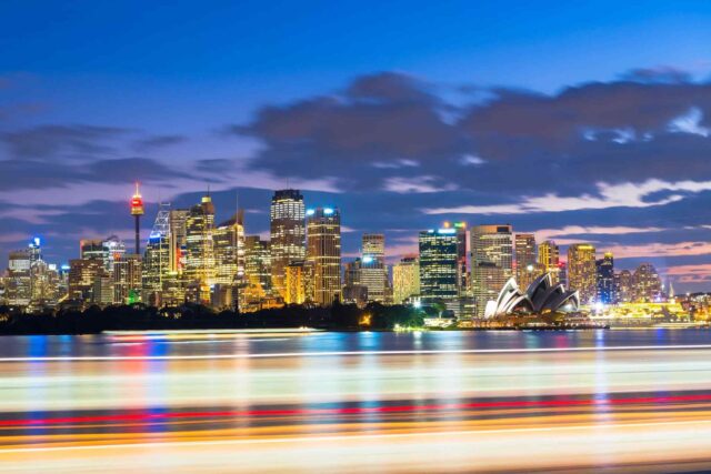 https://conchholidays.com/wp-content/uploads/2018/09/destination-sydney-03-640x427.jpg