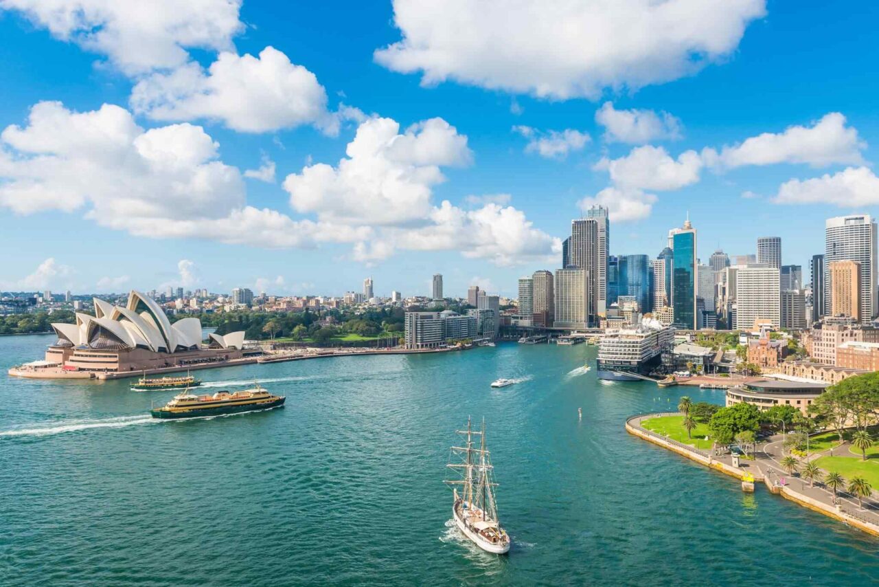 https://conchholidays.com/wp-content/uploads/2018/09/destination-sydney-04-1280x854.jpg