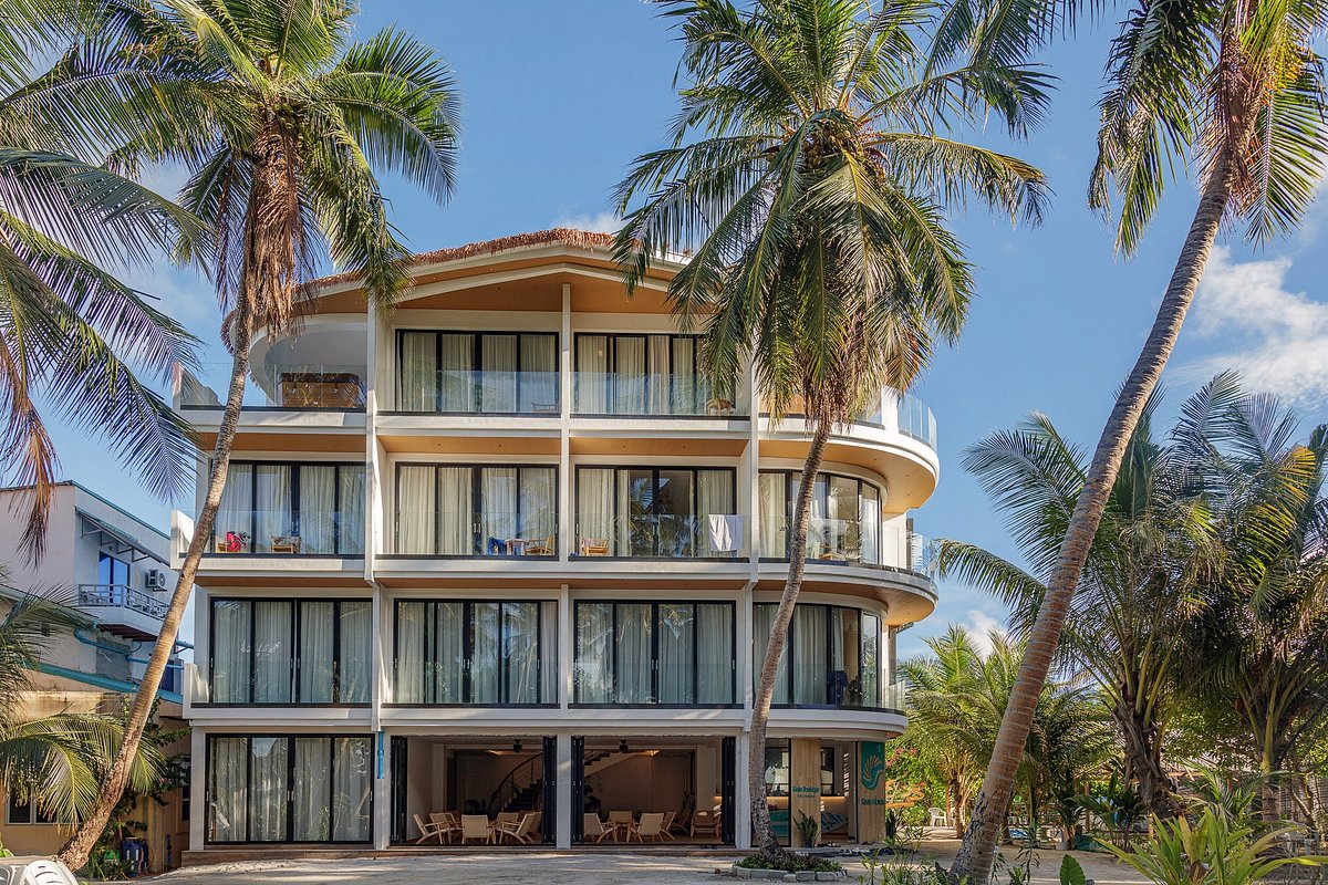 guesthouse-stays-fulidhoo-conch-holidays-vaavu-atoll