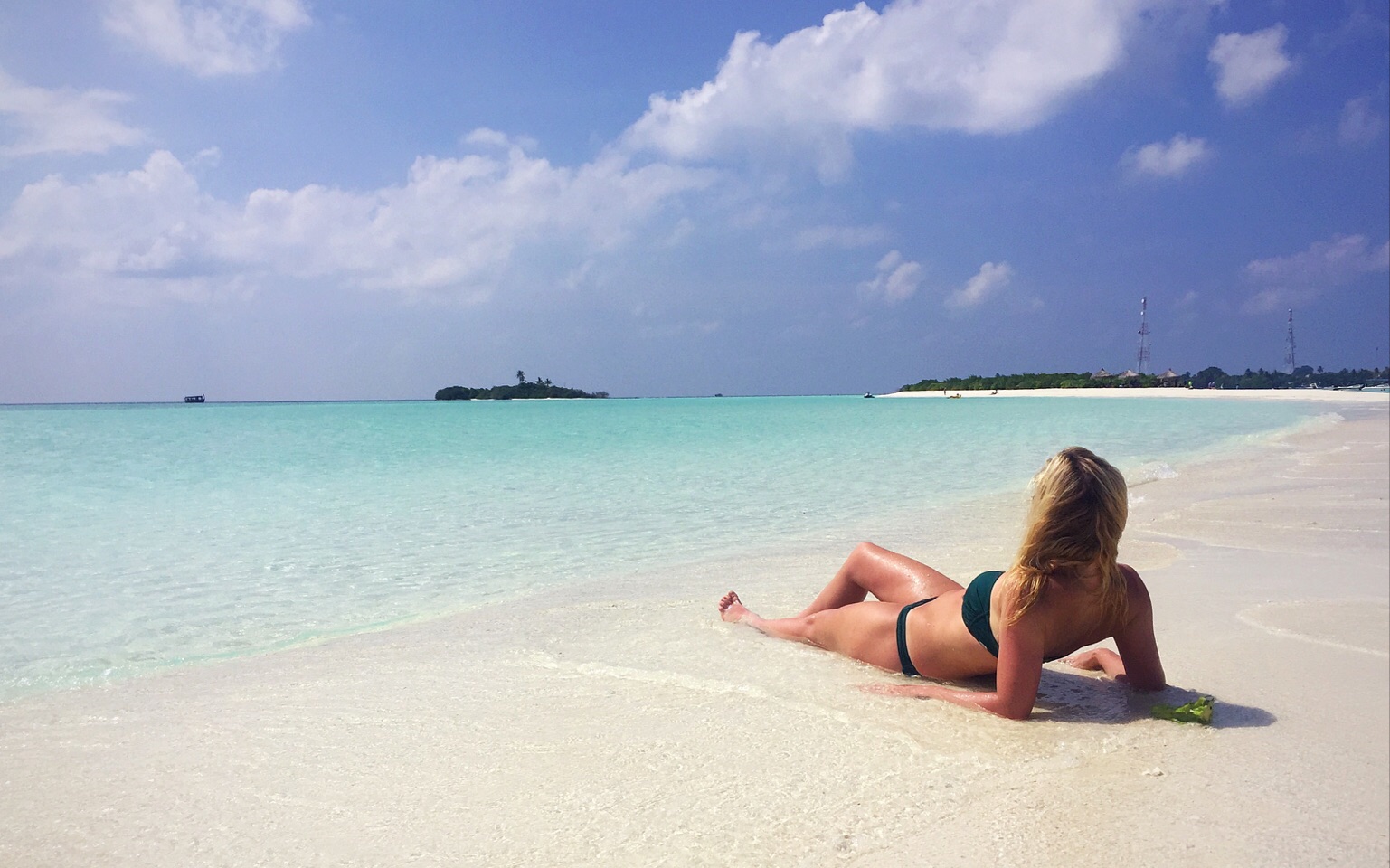 rasdhoo-island-tourist-beach-conch-holidays