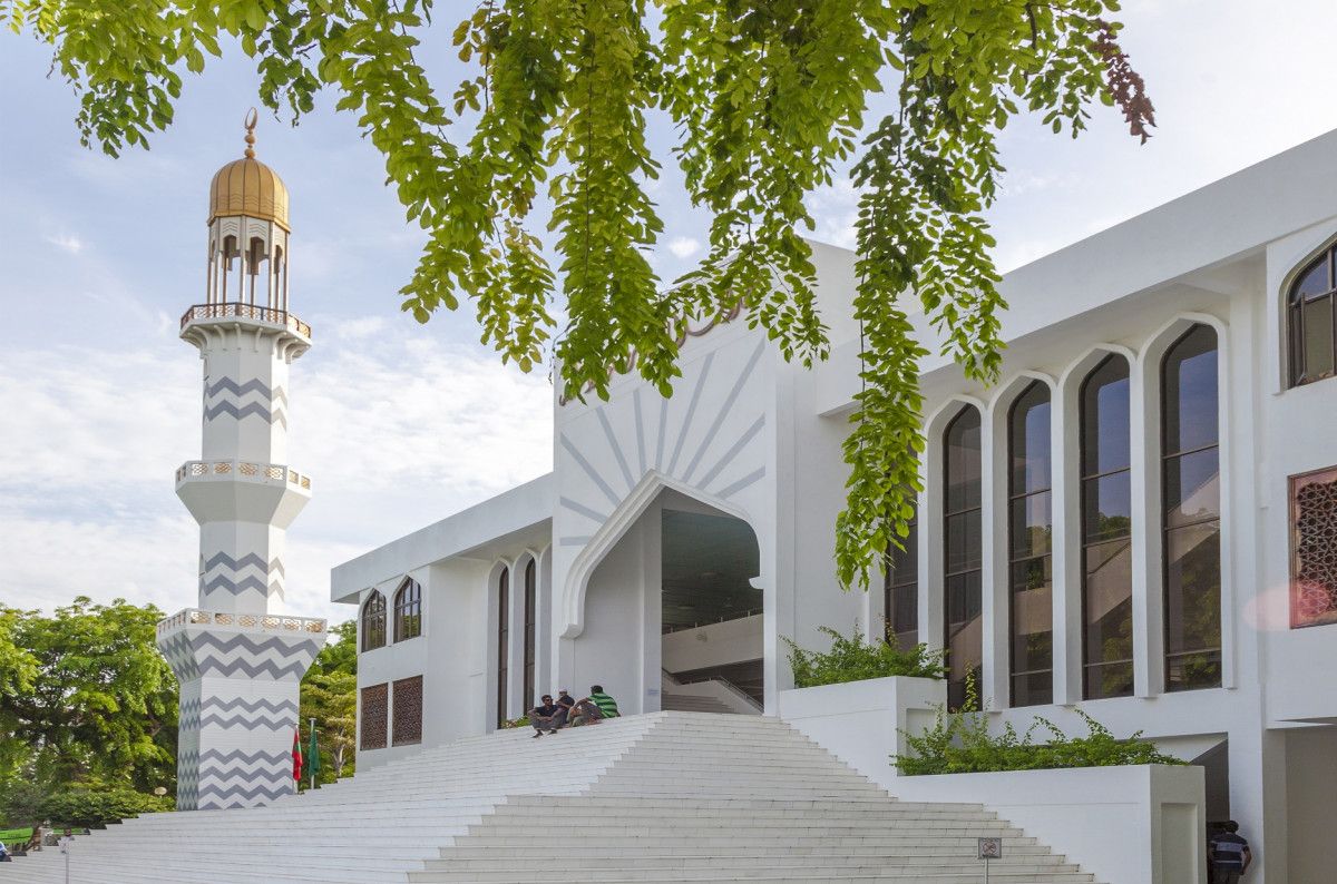 Grand-Friday-Mosque-Male-Maldives-conch-Holidays-citytour