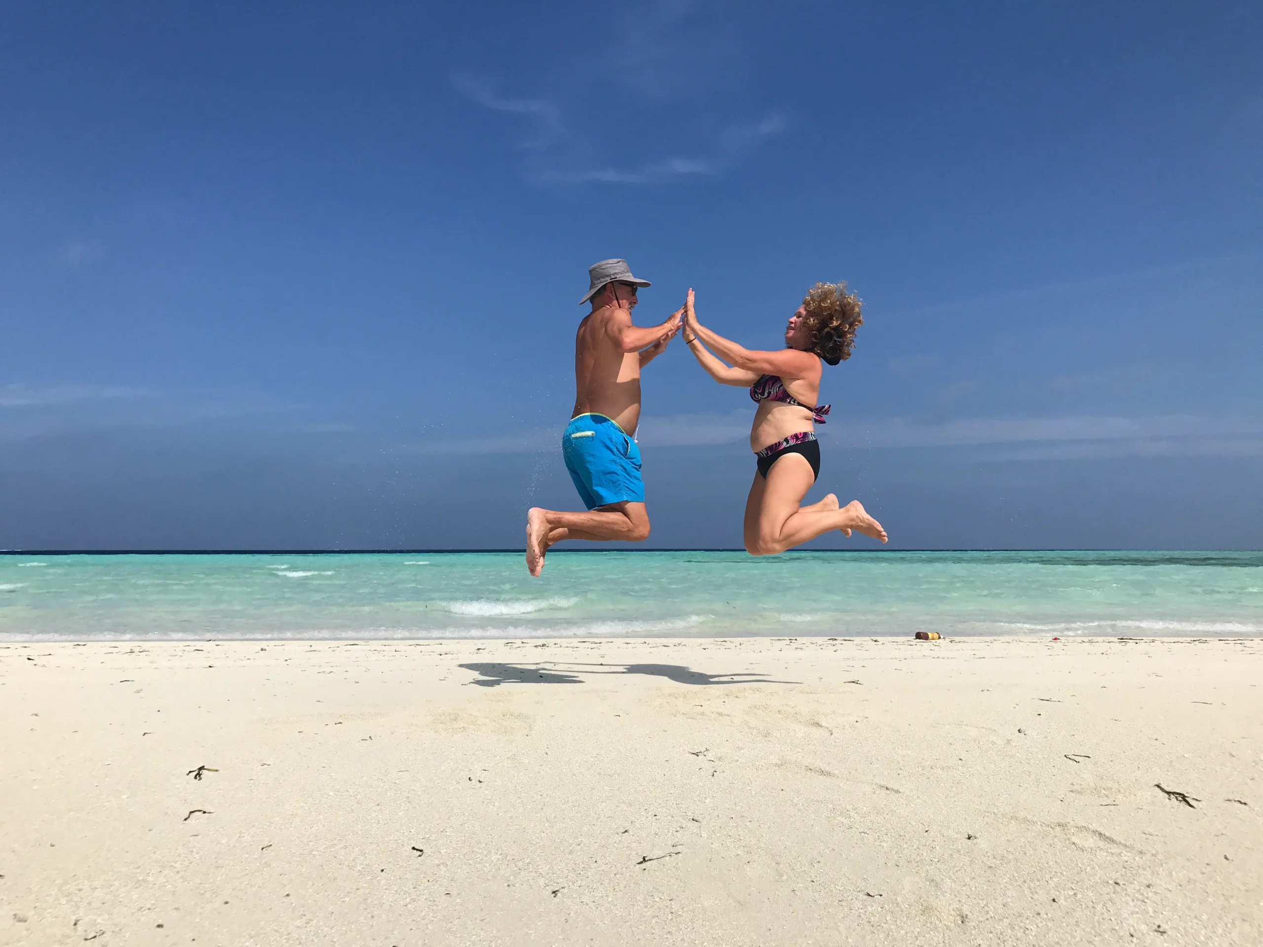 maafushi-conch-holidays-couples