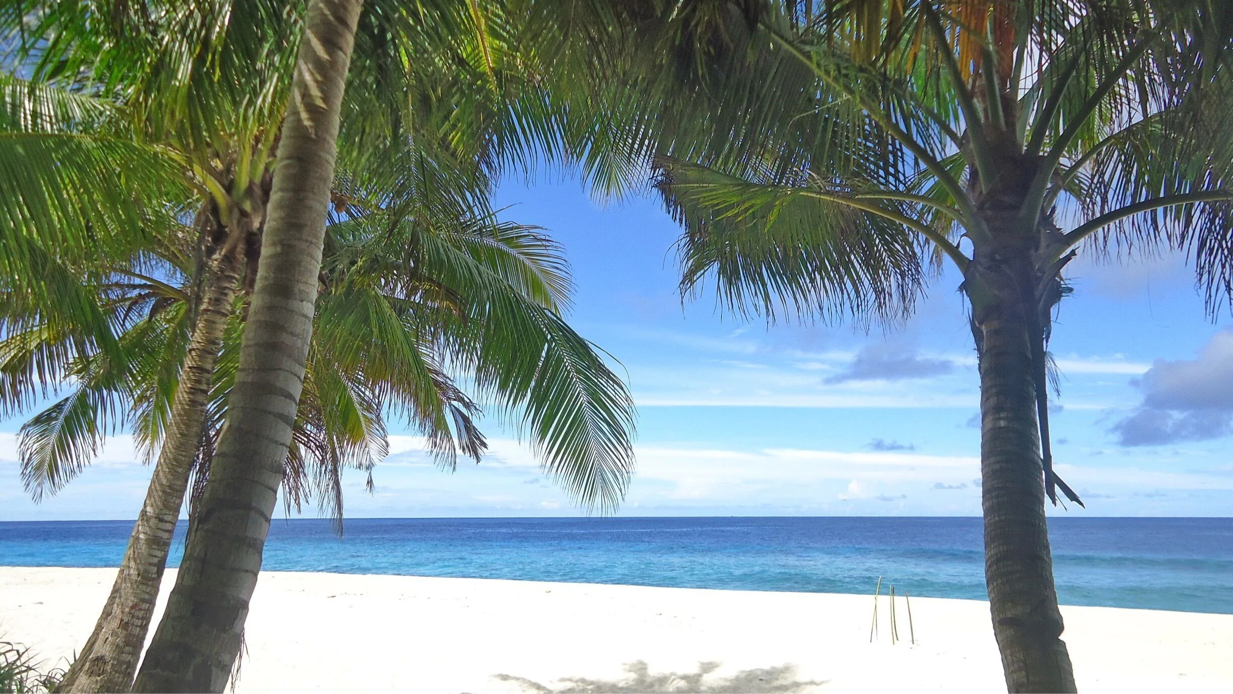 fuvahmulah-beach-conch-holidays-maldives