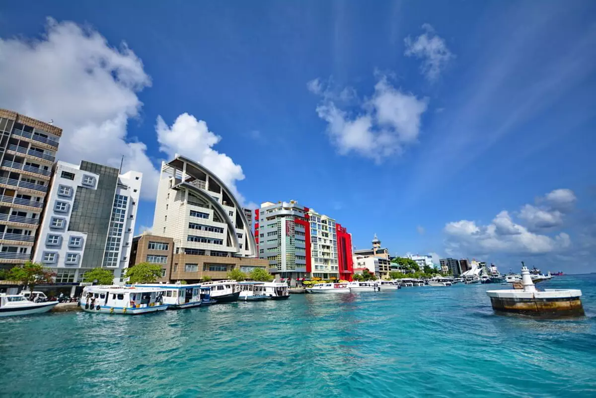 male-harbour-marine-drive-conch-holidays