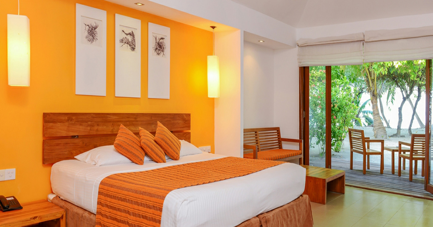 Conch Holidays_Adaaran Select Hudhuran Fushi - Beach Villa - King Size Bed