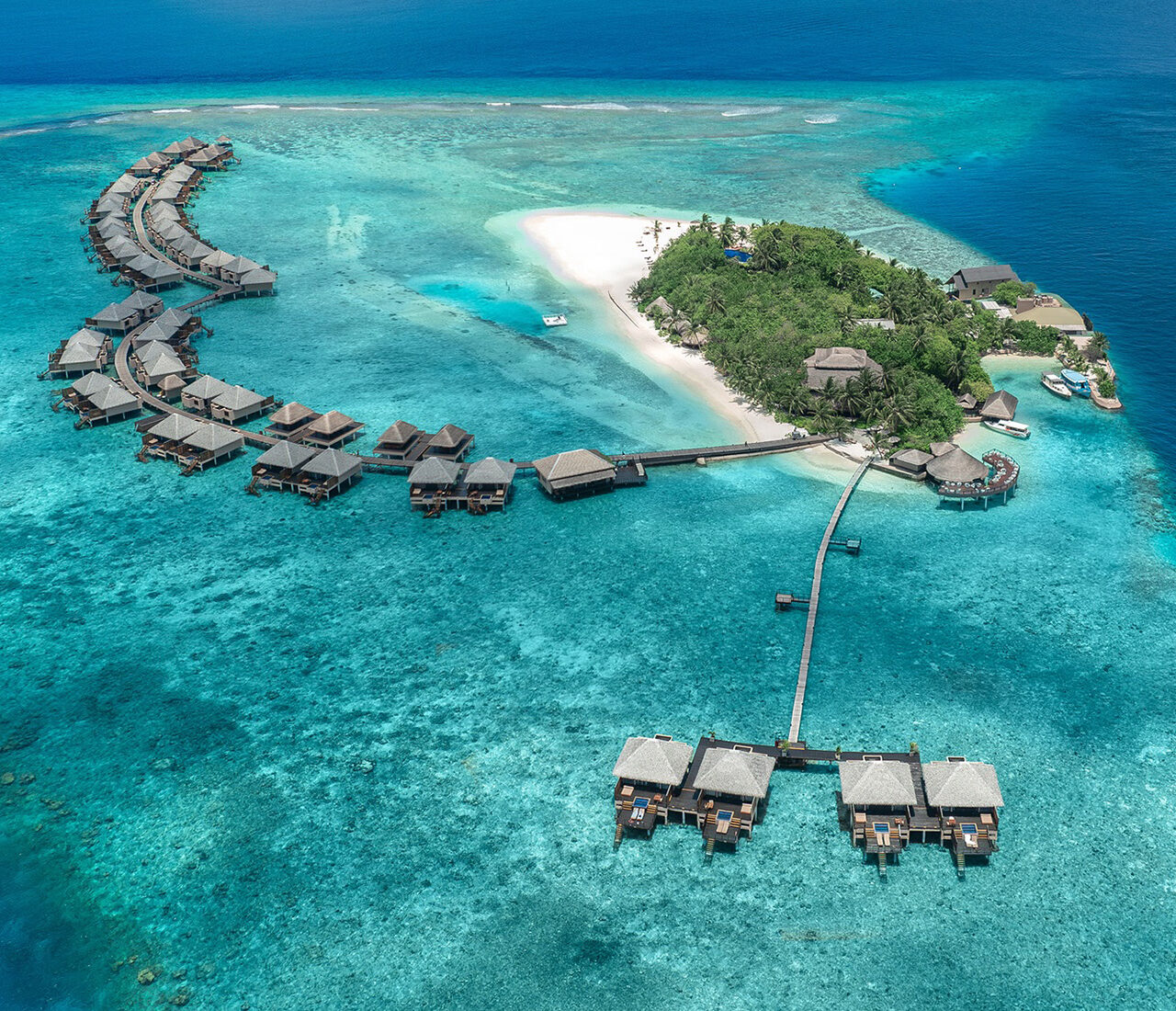 https://conchholidays.com/wp-content/uploads/2026/05/Cover_Adaaran-Prestige-Vadoo_Aerial_Conch-1280x1100.jpg