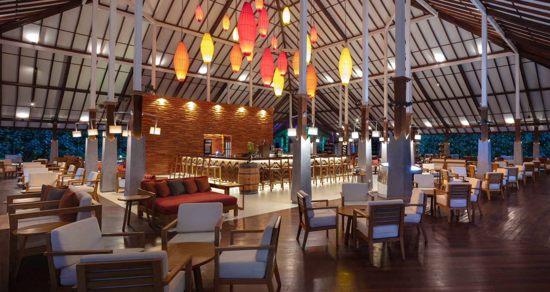 Halaboli Bar 2 - Adaaran Select Meedhupparu_Conch Holidays