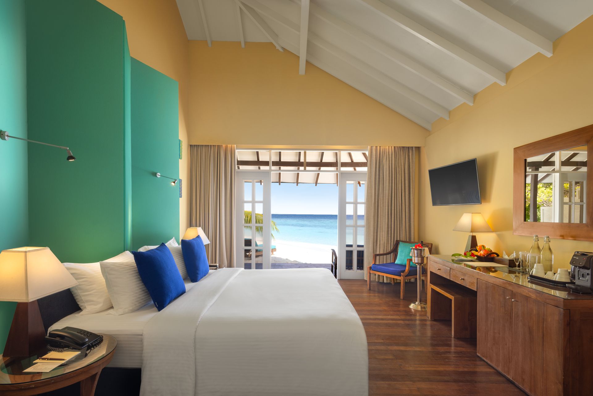 beach-villa-interior-Adaaran Select Meedhupparu_Conch Holidays