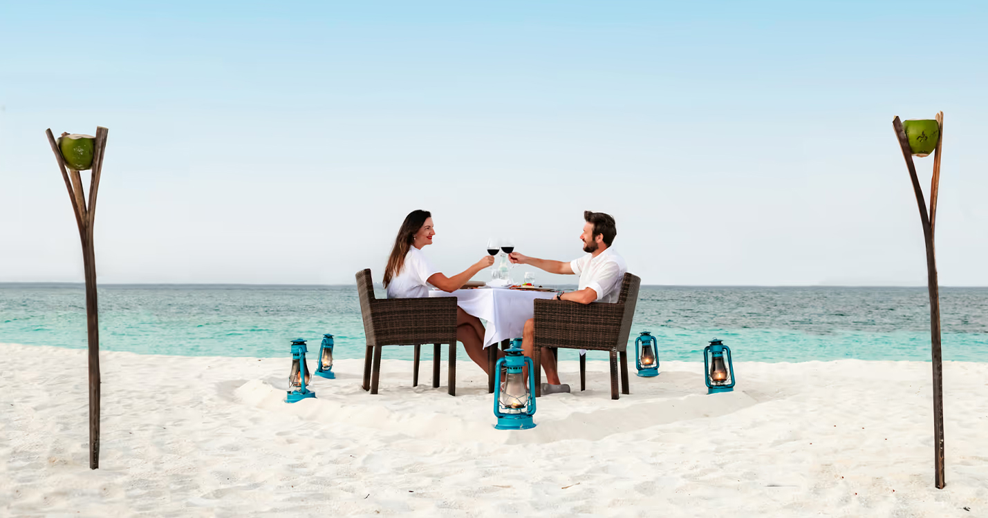 sandbank excursion_honeymoon_Adaaran Prestige Vadoo_Aerial_Conch