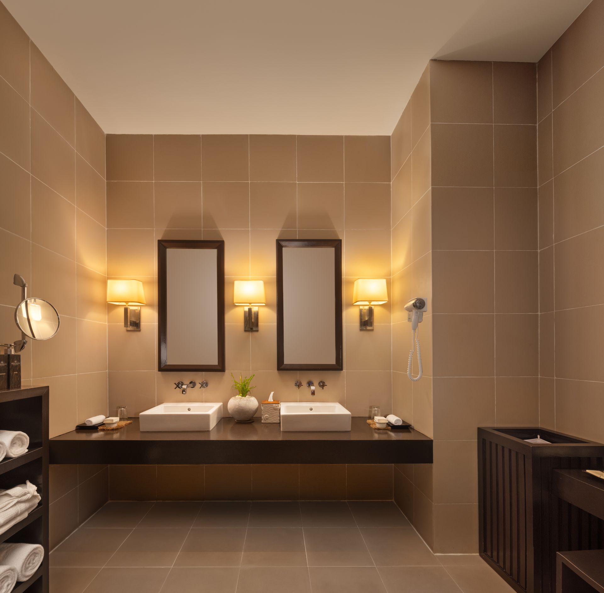 watervilla-bathroom_Adaaran Select Meedhupparu_Conch Holidays