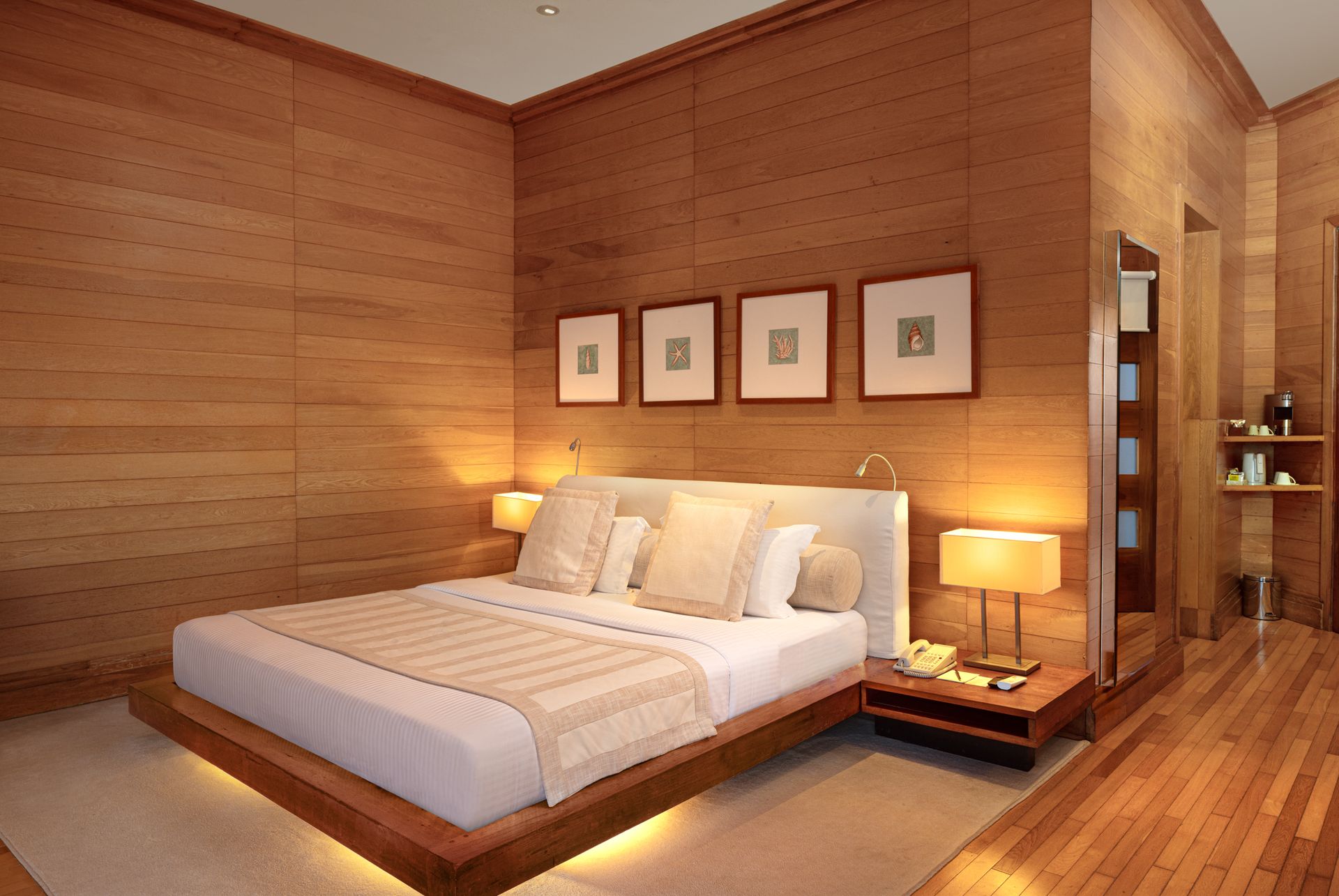 watervilla-king size bedAdaaran Select Meedhupparu_Conch Holidays